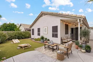 4327 E Siesta Ln, Phoenix, AZ 85050 - Photo 11