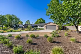 4643 E Calle Del Medio, Phoenix, AZ 85018 - Photo 3