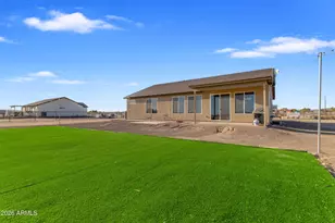 28435 N 249th Ln, Wittmann, AZ 85361 - Photo 39