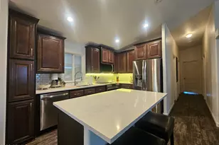 650 N Hawes Rd, Mesa, AZ 85207 - Photo 9