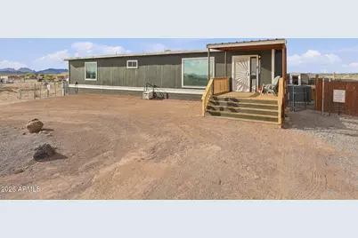 35202 W Steinway Drive, Arlington, AZ 85322 - Photo 5