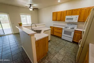 1411 Casa Buena Ct, Sierra Vista, AZ 85635 - Photo 11