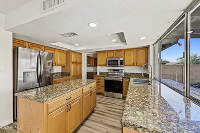 17030 N 31st Avenue, Phoenix, AZ 85053 - Photo 11