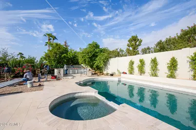 8544 E San Lorenzo Drive, Scottsdale, AZ 85258 - Photo 11