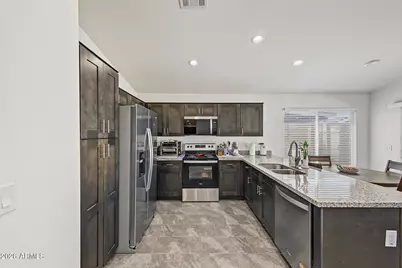 9218 W Saint John Road, Peoria, AZ 85382 - Photo 13