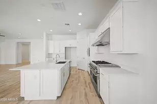 7646 W Desert Spoon Dr, Peoria, AZ 85383 - Photo 19