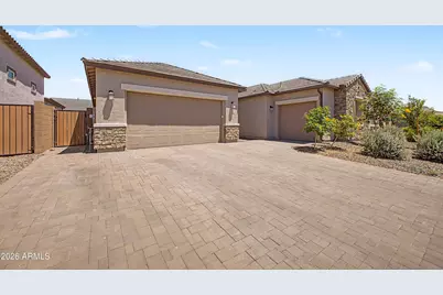 7646 W Desert Spoon Drive, Peoria, AZ 85383 - Photo 3