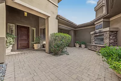 5261 S Bradshaw Place, Chandler, AZ 85249 - Photo 5