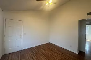 4828 W Orangewood Ave, Glendale, AZ 85301 - Photo 15