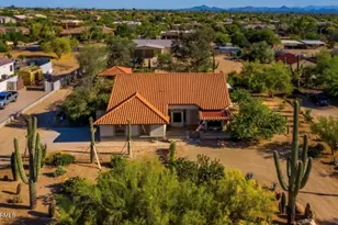 6121 E Milton Dr, Cave Creek, AZ 85331 - Photo 7