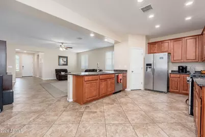12935 W Flynn Lane, Glendale, AZ 85307 - Photo 7