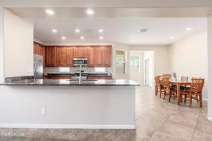 12935 W Flynn Ln, Glendale, AZ 85307 - Photo 5