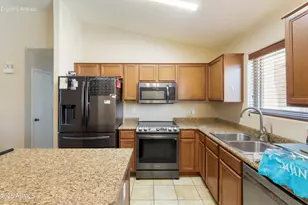 41275 W Pryor Ln, Maricopa, AZ 85138 - Photo 3