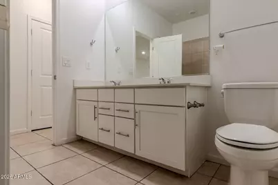 9210 W Willow Bend Lane, Phoenix, AZ 85037 - Photo 21