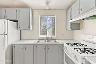 2901 W Whipple St, Show Low, AZ 85901 - Photo 9