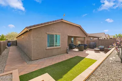 18434 W Ida Lane, Surprise, AZ 85387 - Photo 11