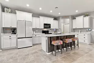18434 W Ida Ln, Surprise, AZ 85387 - Photo 3