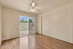 11223 S Talavi Ln, Phoenix, AZ 85044 - Photo 9
