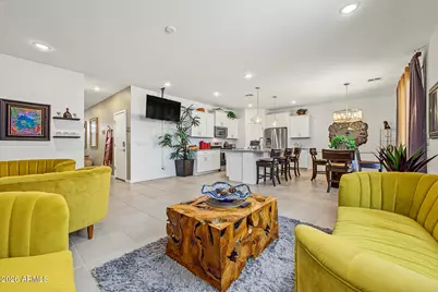 22742 N Chase Drive, Maricopa, AZ 85138 - Photo 9