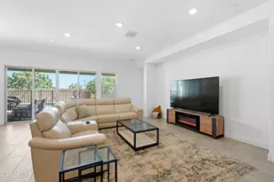 2522 E Pleasant Ln, Phoenix, AZ 85042 - Photo 5