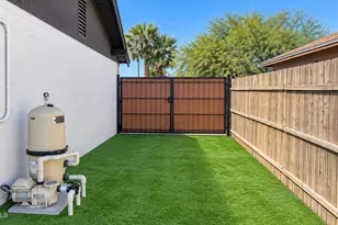 3817 N 59th Dr, Phoenix, AZ 85033 - Photo 17