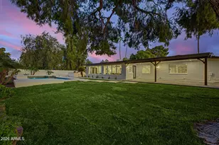 352 W Southern Hills Rd, Phoenix, AZ 85023 - Photo 83