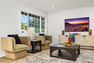 352 W Southern Hills Rd, Phoenix, AZ 85023 - Photo 9