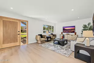 352 W Southern Hills Rd, Phoenix, AZ 85023 - Photo 7