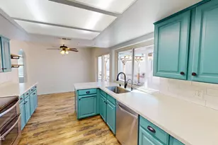 5134 W Purdue Ave, Glendale, AZ 85302 - Photo 9
