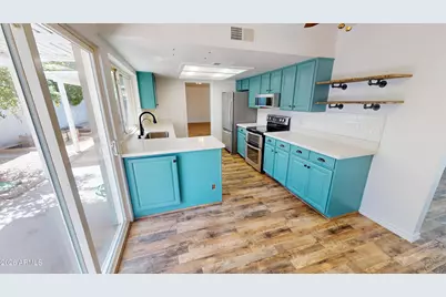 5134 W Purdue Avenue, Glendale, AZ 85302 - Photo 11