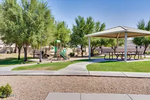 902 E Madeline Dr, Chandler, AZ 85225 - Photo 35
