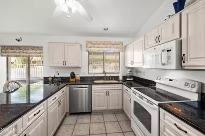 8966 E Red Mountain Lane, Gold Canyon, AZ 85118 - Photo 13