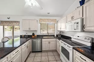8966 E Red Mountain Ln, Gold Canyon, AZ 85118 - Photo 13