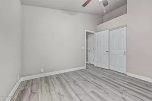21831 N 33rd Dr, Phoenix, AZ 85027 - Photo 23