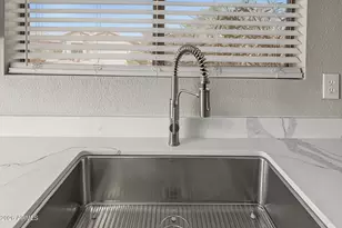 21831 N 33rd Dr, Phoenix, AZ 85027 - Photo 37