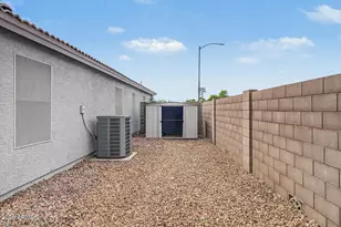 21831 N 33rd Dr, Phoenix, AZ 85027 - Photo 29