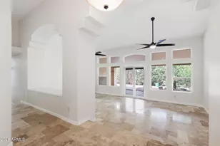 724 N Ash Dr, Chandler, AZ 85224 - Photo 5