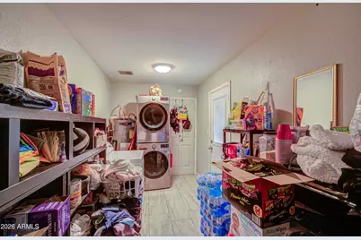 7530 W Roma Avenue, Phoenix, AZ 85033 - Photo 17