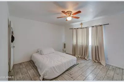 7530 W Roma Avenue, Phoenix, AZ 85033 - Photo 21