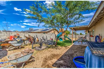 7530 W Roma Avenue, Phoenix, AZ 85033 - Photo 39