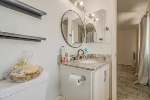 7530 W Roma Ave, Phoenix, AZ 85033 - Photo 27