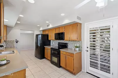 18886 N 91st Drive, Peoria, AZ 85382 - Photo 11