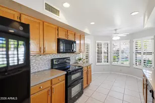 18886 N 91st Dr, Peoria, AZ 85382 - Photo 9