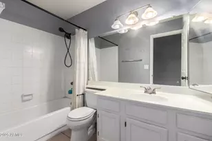 1017 E Maryland Ave, Phoenix, AZ 85014 - Photo 13