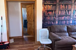 32050 S Lisa Dr, Black Canyon City, AZ 85324 - Photo 9