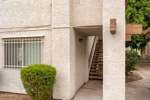 8841 North 8th St, Phoenix, AZ 85020 - Photo 1