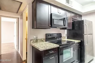 8841 North 8th St, Phoenix, AZ 85020 - Photo 5