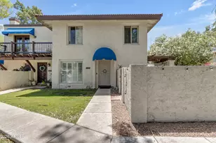 8621 S 51st St, Phoenix, AZ 85044 - Photo 1