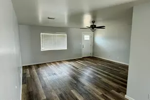 8659 W Calle Lejos, Peoria, AZ 85383 - Photo 5