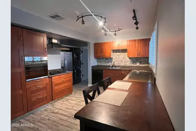 610 E 1st Place, Mesa, AZ 85203 - Photo 5